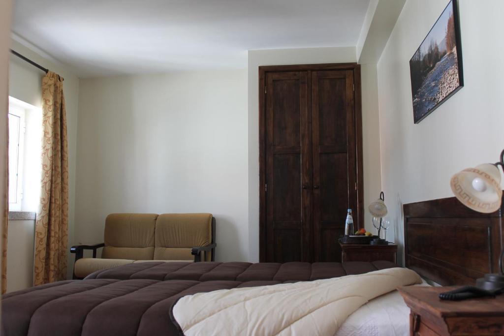 Soadro Do Zezere Hotell Valhelhas Rum bild